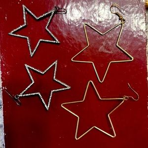 Set of star earrings